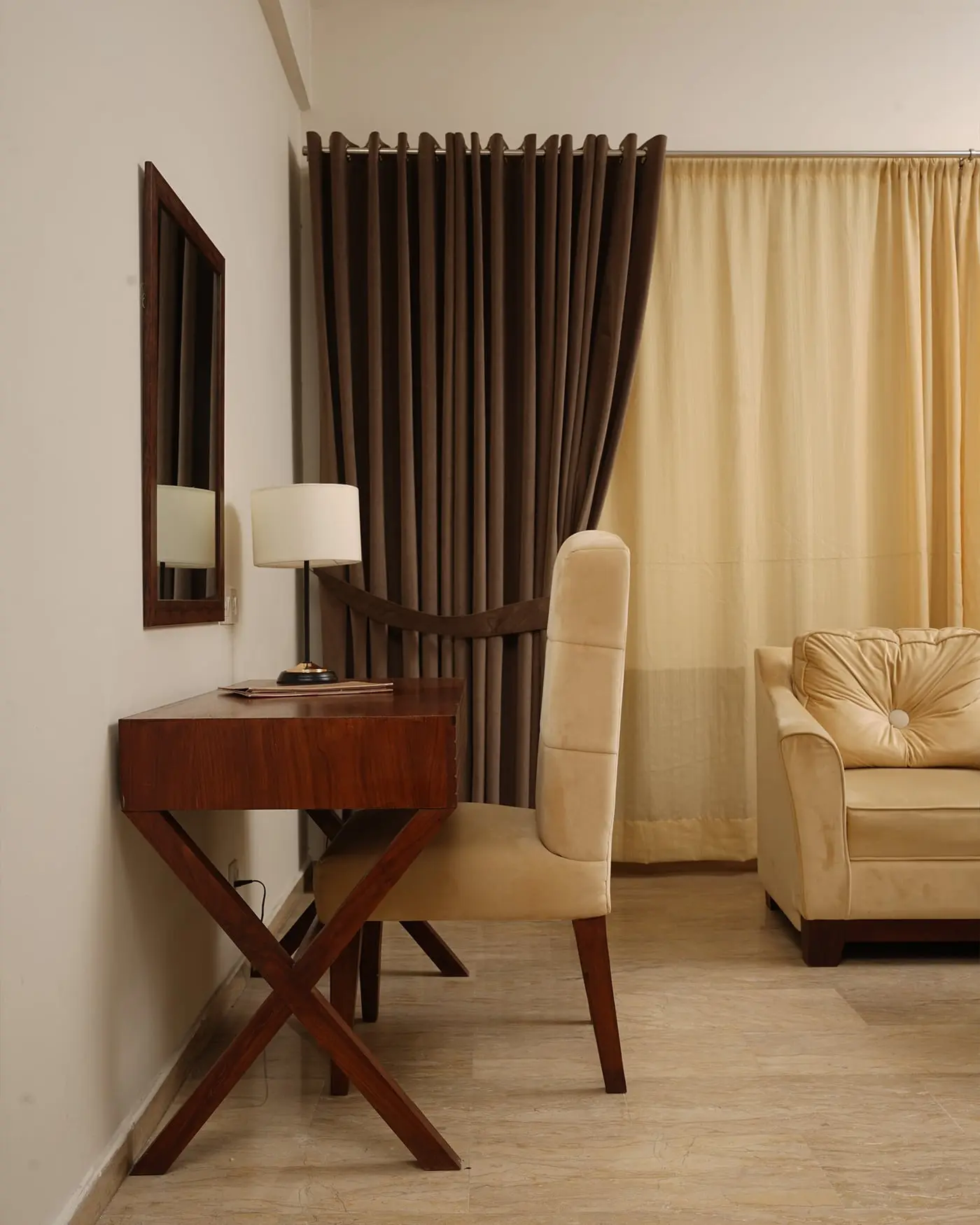A guest room work desk