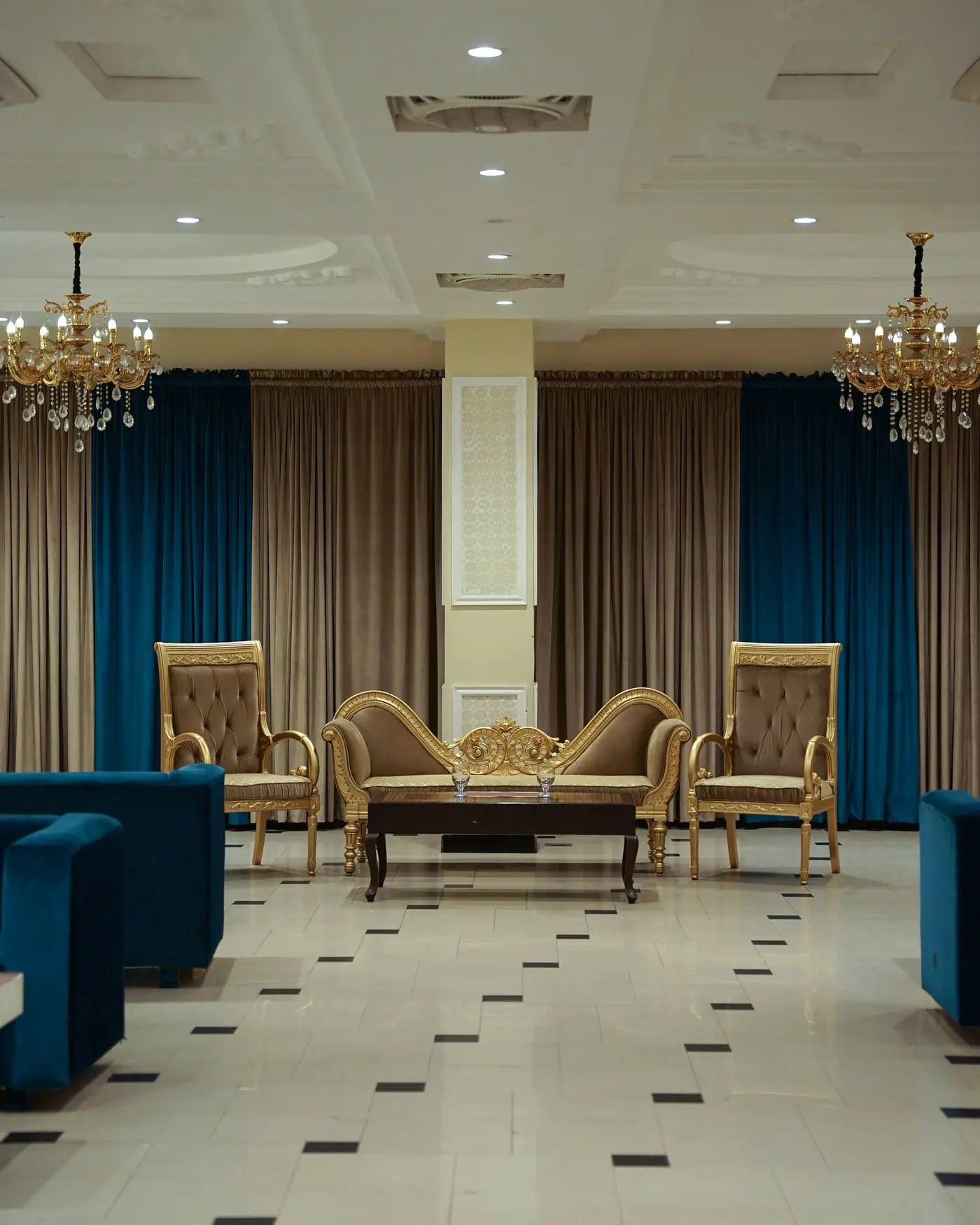 The bridal stage in the banquet hall