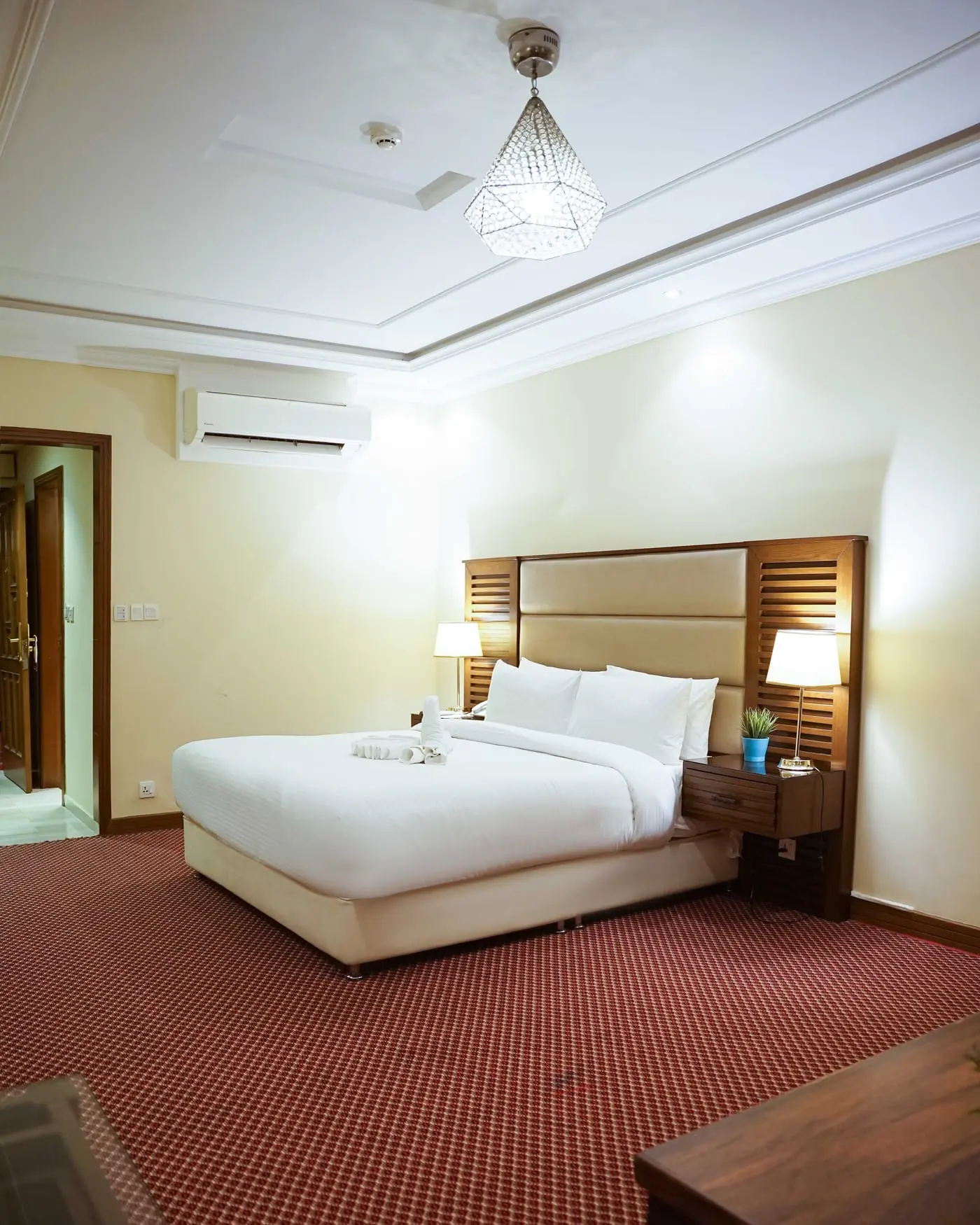 A suite bedroom at Faletti’s Grand Gujranwala