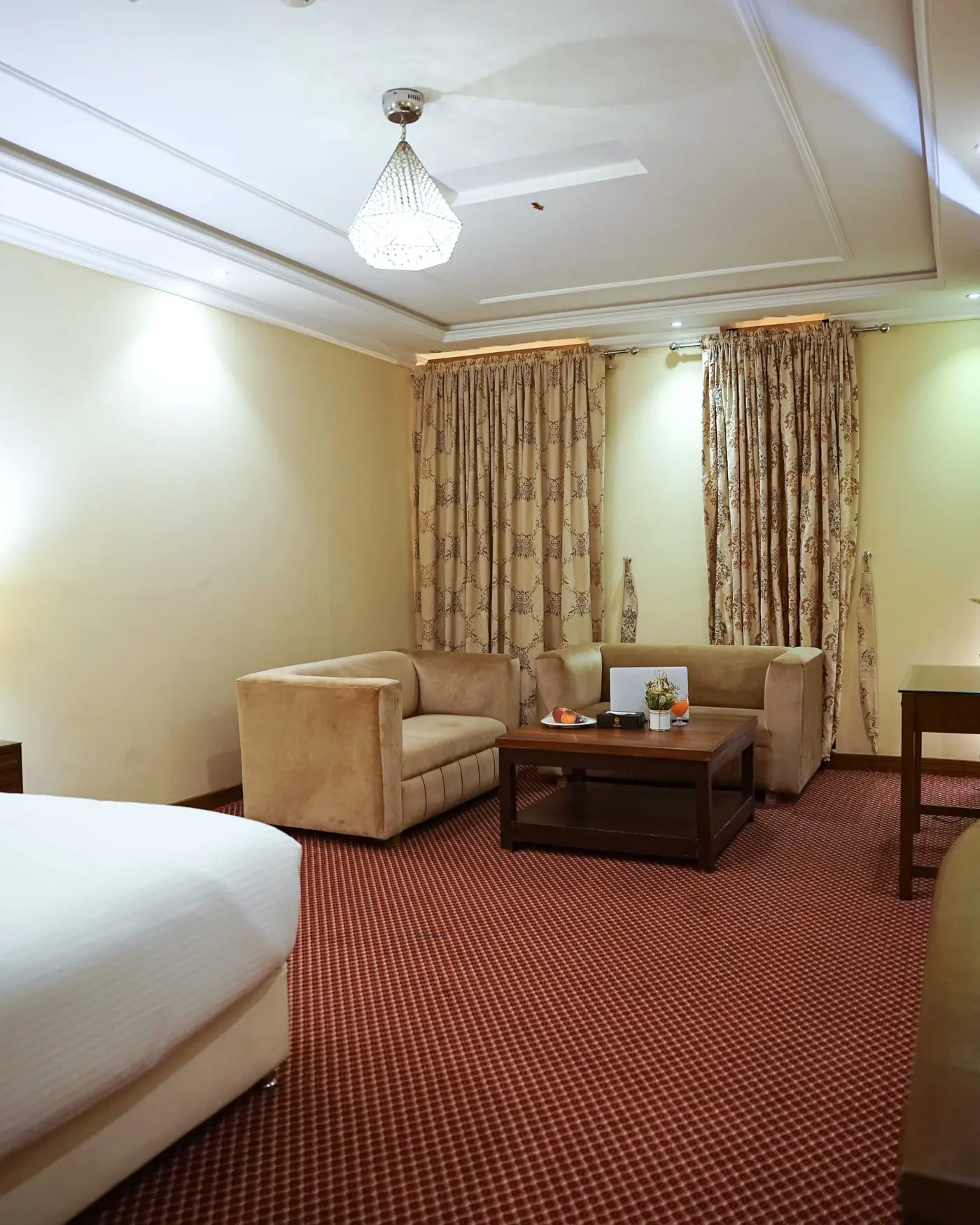 The living area of a suite at Faletti’s Grand Gujranwala